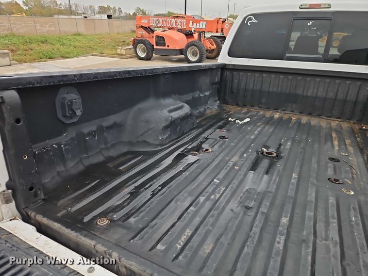 image for item EO4748 2015 Ford F350 Crew Cab pickup truck