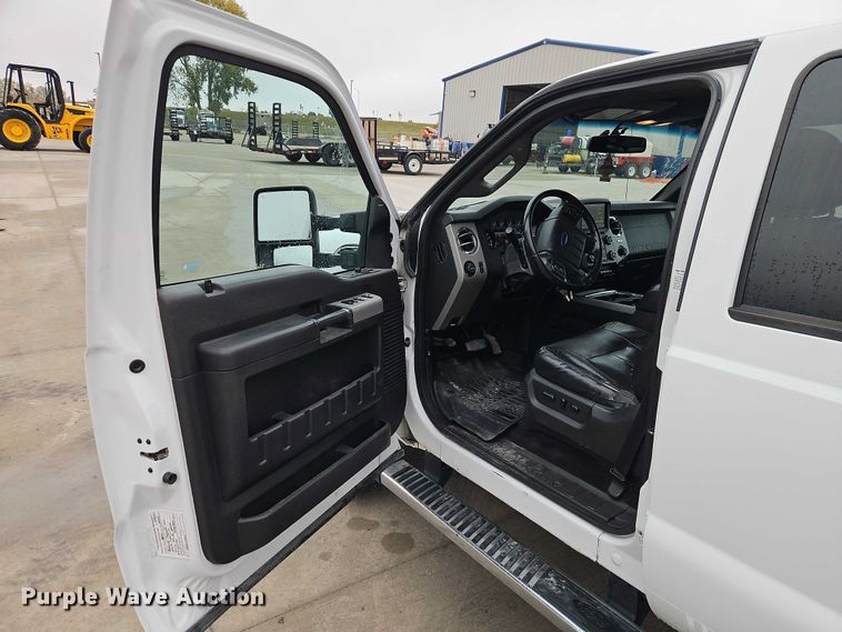 image for item EO4748 2015 Ford F350 Crew Cab pickup truck