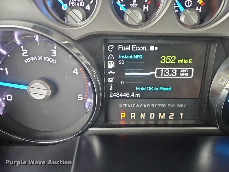 image for item EO4748 2015 Ford F350 Crew Cab pickup truck