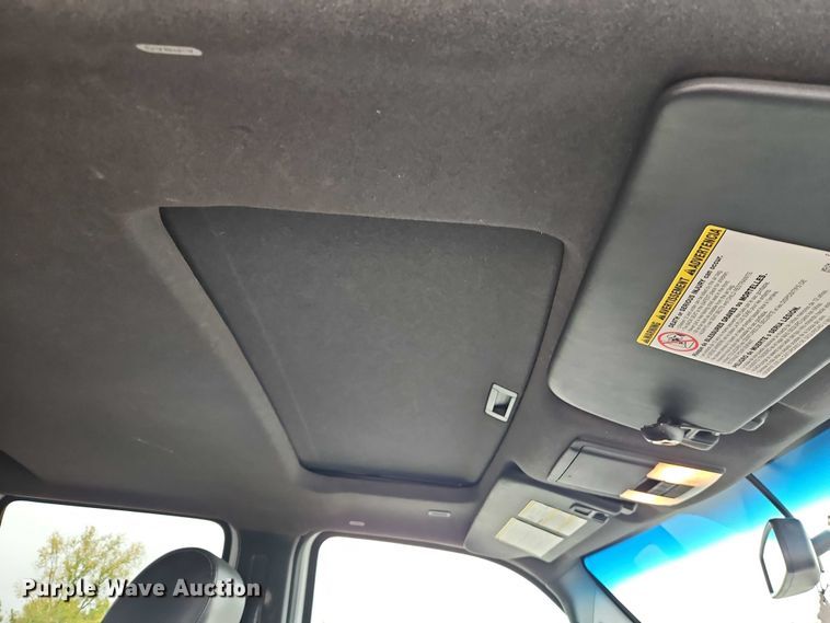 image for item EO4748 2015 Ford F350 Crew Cab pickup truck