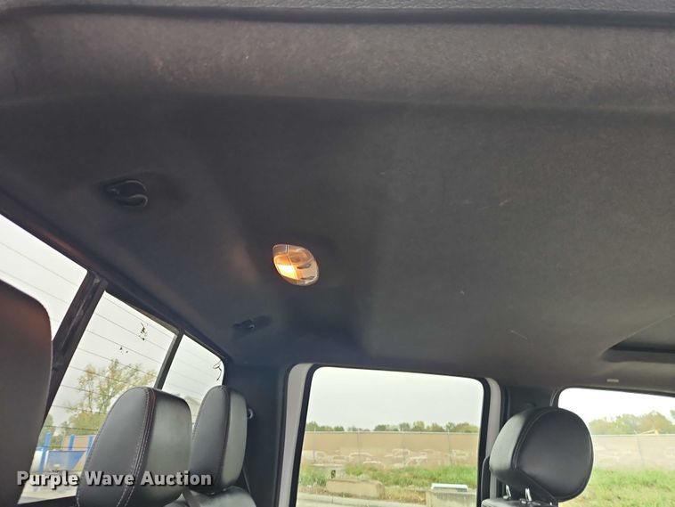 image for item EO4748 2015 Ford F350 Crew Cab pickup truck