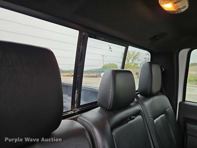 image for item EO4748 2015 Ford F350 Crew Cab pickup truck