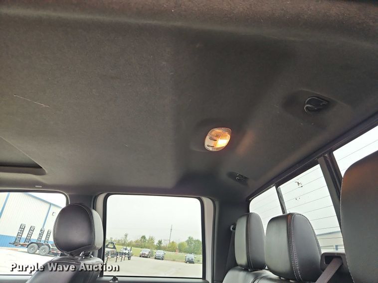 image for item EO4748 2015 Ford F350 Crew Cab pickup truck