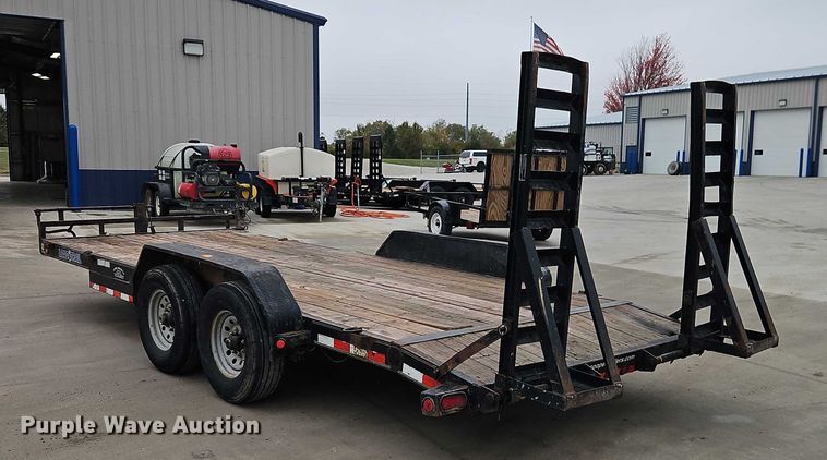 image for item EO4749 2015 Load Trail equipment trailer