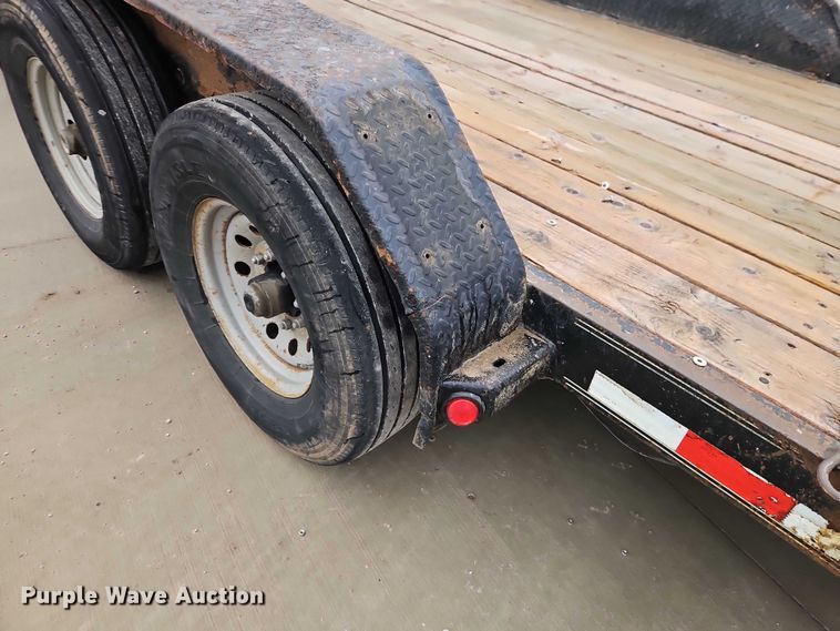 image for item EO4749 2015 Load Trail equipment trailer