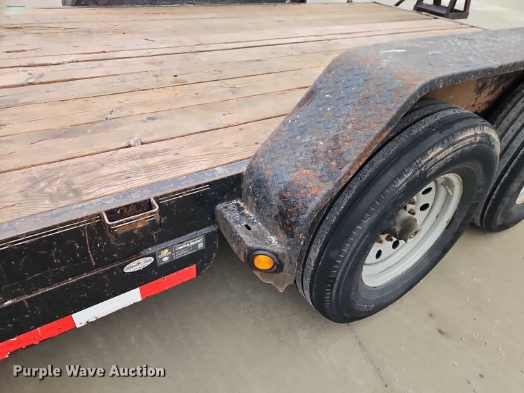 image for item EO4749 2015 Load Trail equipment trailer