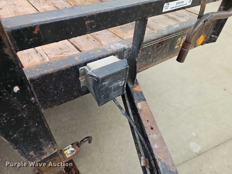 image for item EO4749 2015 Load Trail equipment trailer