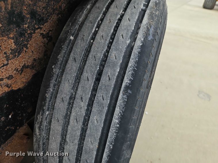 image for item EO4749 2015 Load Trail equipment trailer