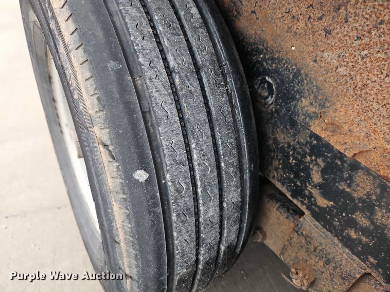 image for item EO4749 2015 Load Trail equipment trailer