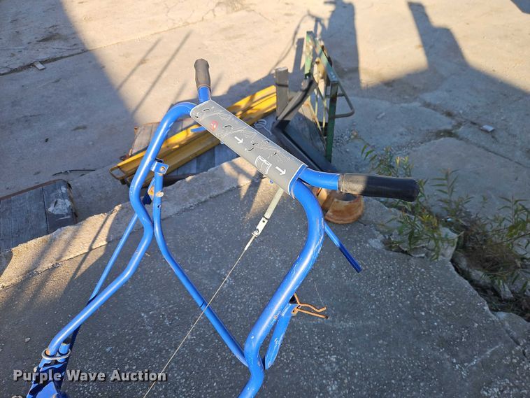 image for item EO4776 Bluebird 424 aerator