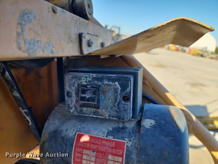 image for item EO4777 concrete mixer