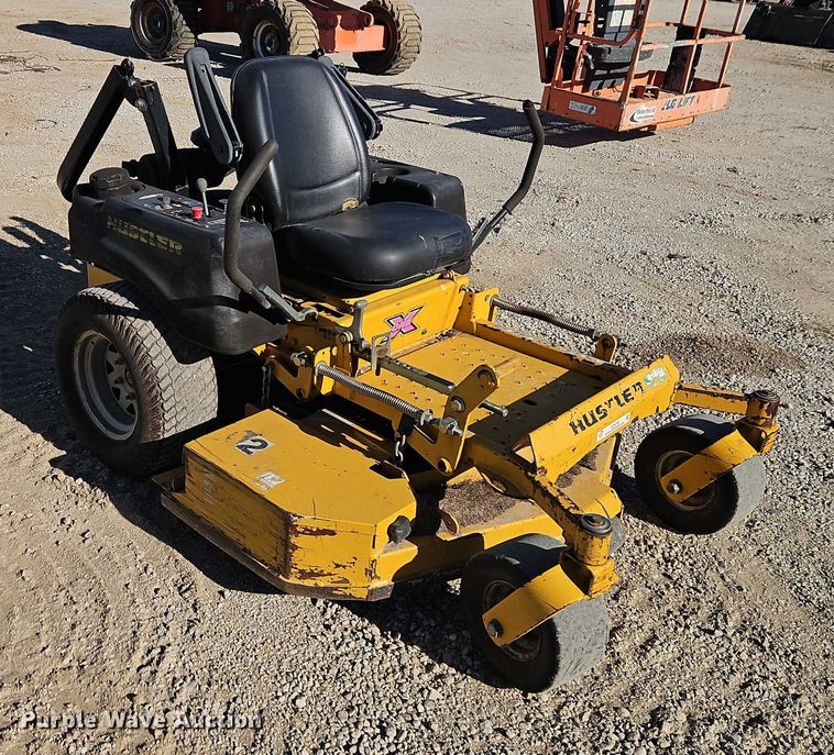 image for item EO4782 Hustler 932749 ZTR lawn mower