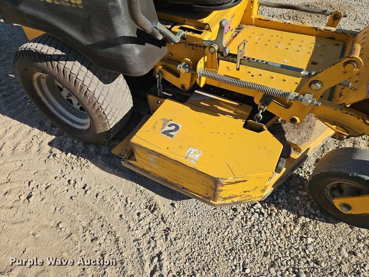 image for item EO4782 Hustler 932749 ZTR lawn mower