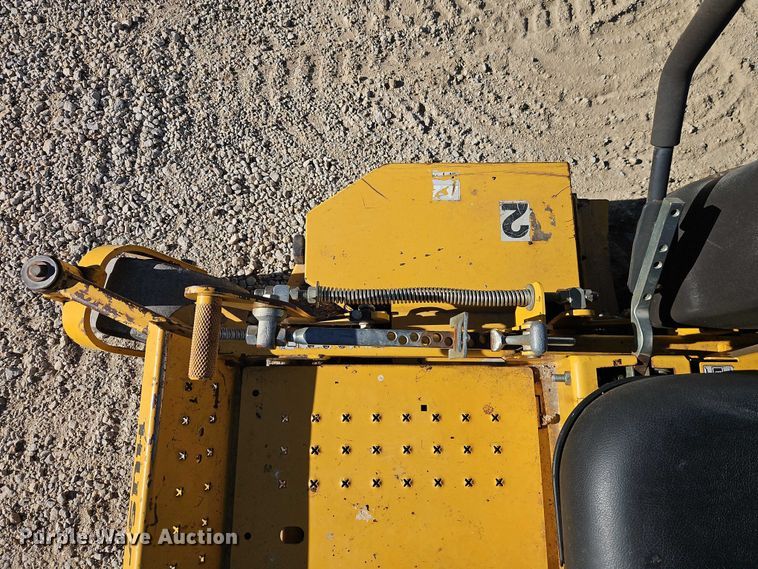 image for item EO4782 Hustler 932749 ZTR lawn mower