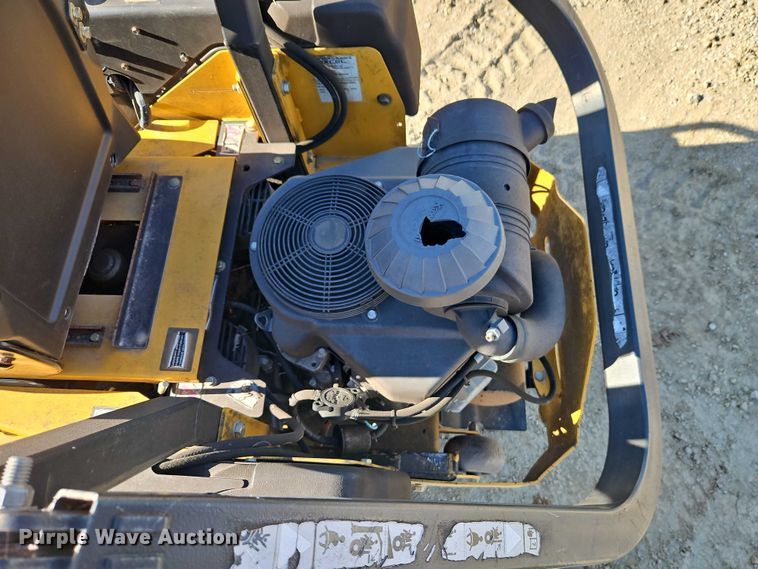 image for item EO4782 Hustler 932749 ZTR lawn mower