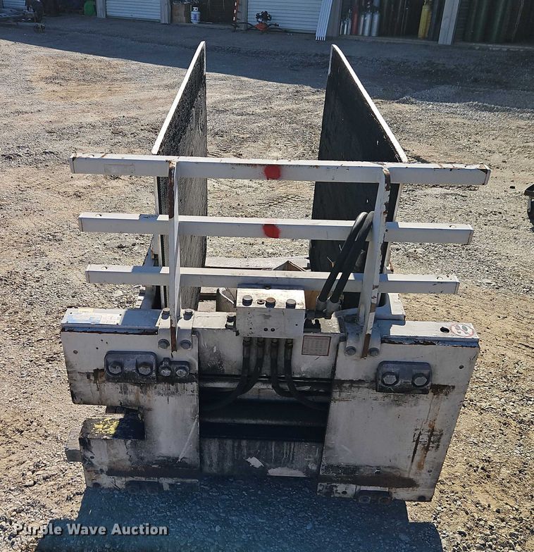 image for item EO4783 Cascade 25D-CCS-364 carton clamps