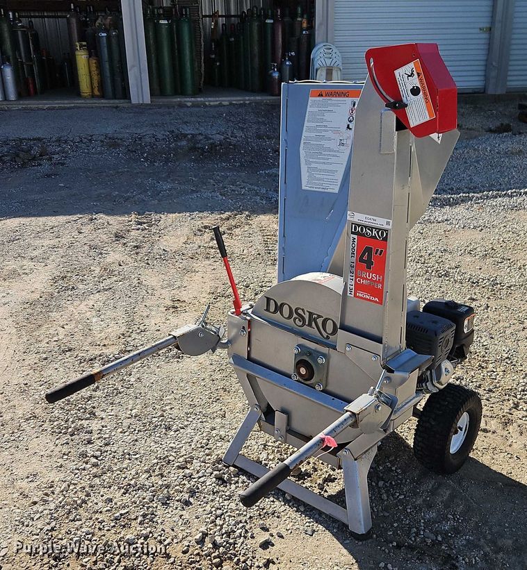 image for item EO4784 Dosko 13-21T-13H wood chipper