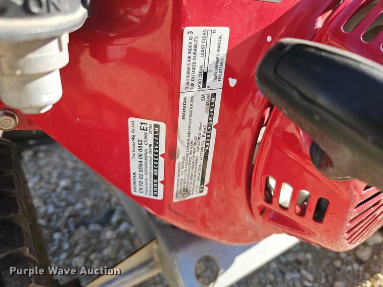 image for item EO4784 Dosko 13-21T-13H wood chipper