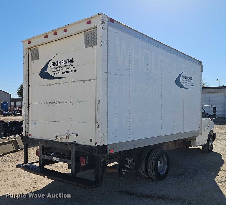image for item EO4787 2006 Chevrolet Express G3500 box truck