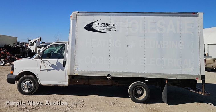 image for item EO4787 2006 Chevrolet Express G3500 box truck
