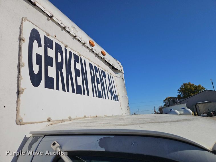 image for item EO4787 2006 Chevrolet Express G3500 box truck