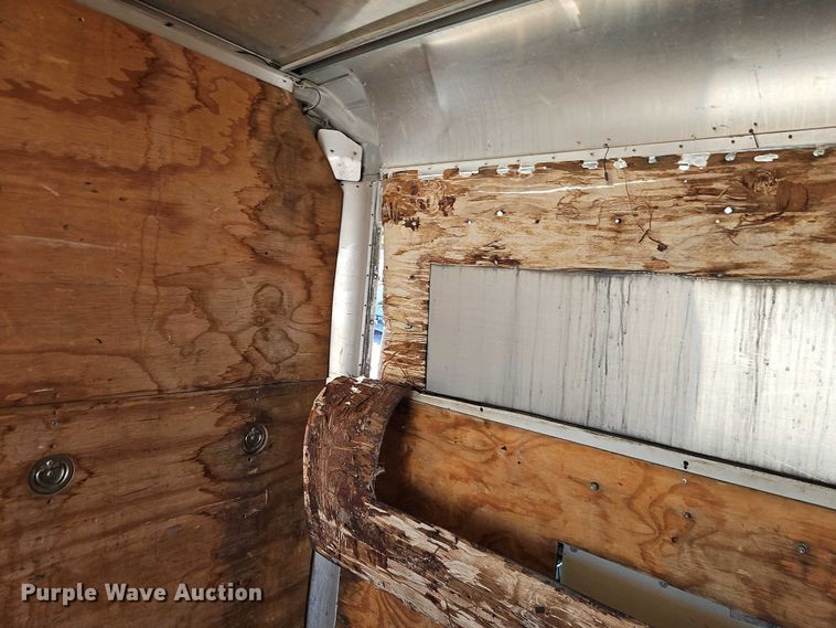 image for item EO4787 2006 Chevrolet Express G3500 box truck