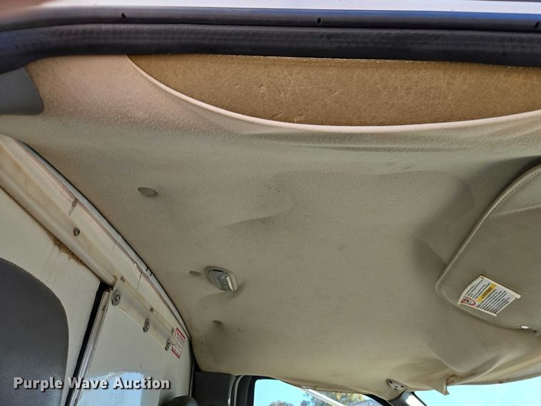 image for item EO4787 2006 Chevrolet Express G3500 box truck