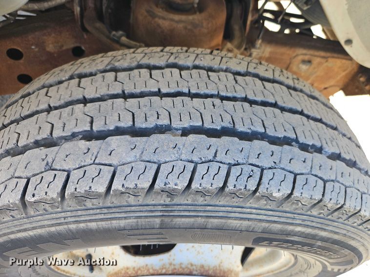 image for item EO4787 2006 Chevrolet Express G3500 box truck