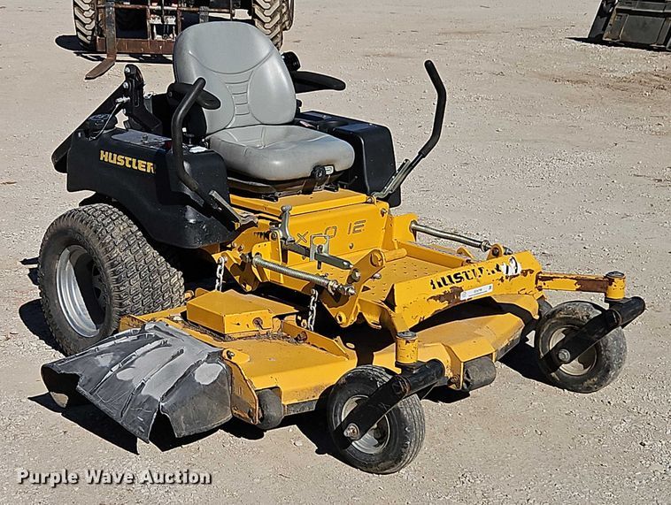 image for item EO4788 Hustler 934174 ZTR lawn mower