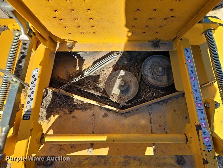 image for item EO4788 Hustler 934174 ZTR lawn mower