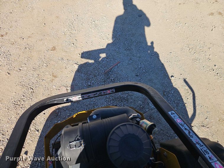 image for item EO4788 Hustler 934174 ZTR lawn mower