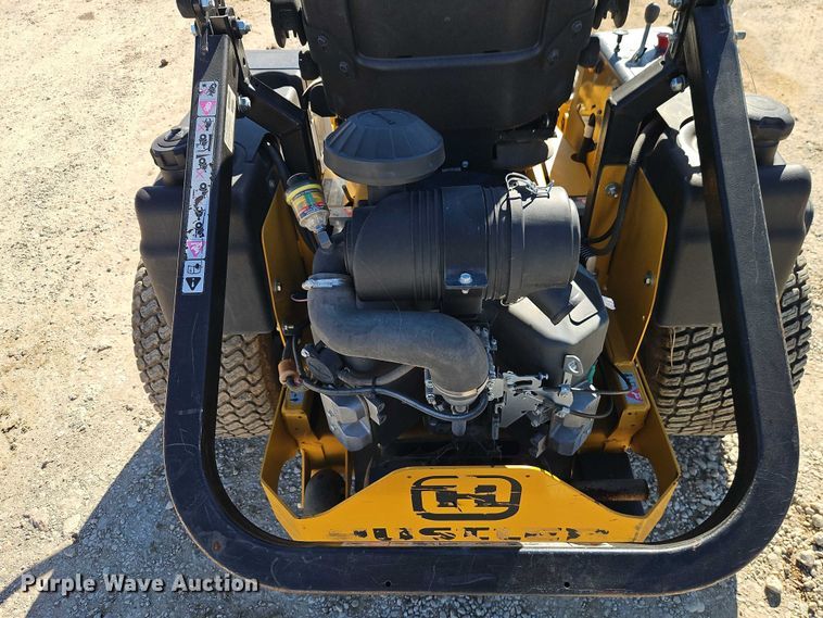 image for item EO4788 Hustler 934174 ZTR lawn mower