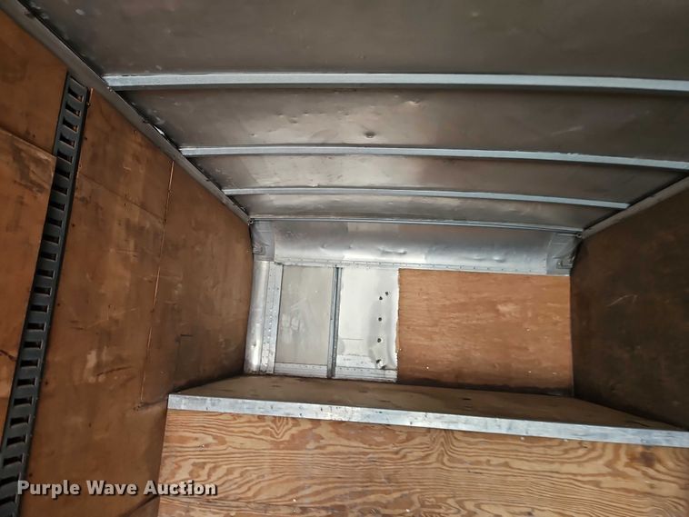 image for item EO4789 2005 Freightliner Business Class M2 box truck