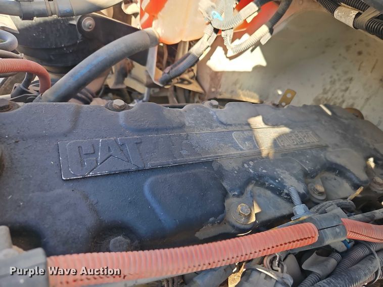 image for item EO4789 2005 Freightliner Business Class M2 box truck