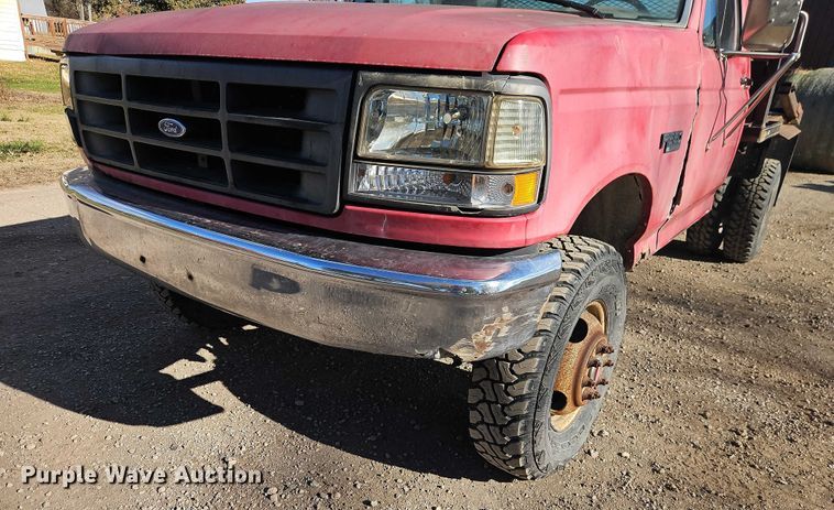 image for item EO4799 1994 Ford F350 bale bed pickup truck