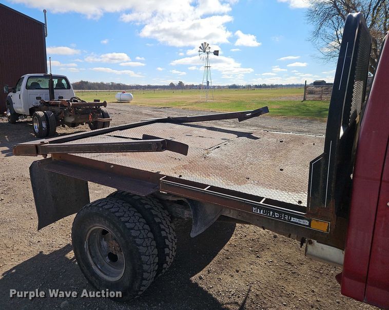 image for item EO4799 1994 Ford F350 bale bed pickup truck