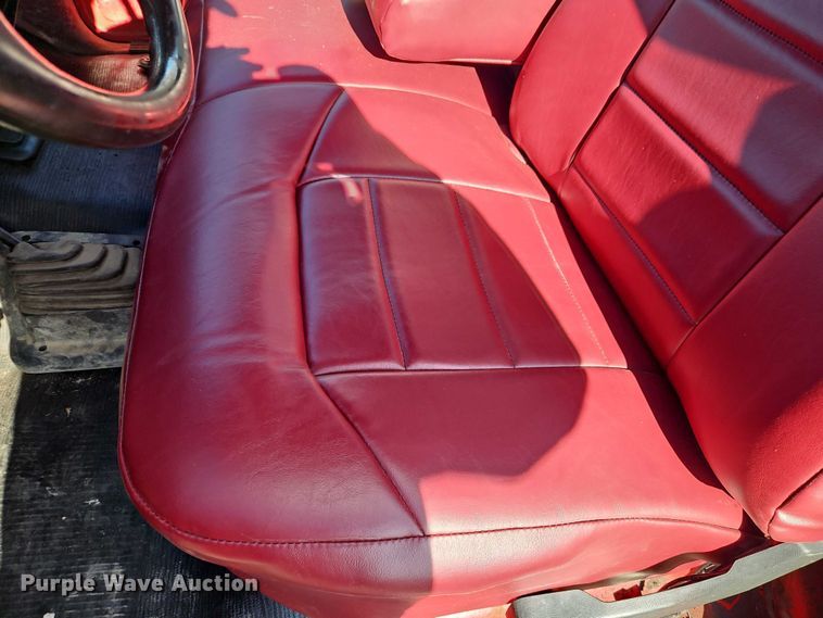 image for item EO4799 1994 Ford F350 bale bed pickup truck