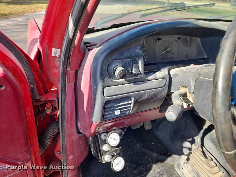 image for item EO4799 1994 Ford F350 bale bed pickup truck