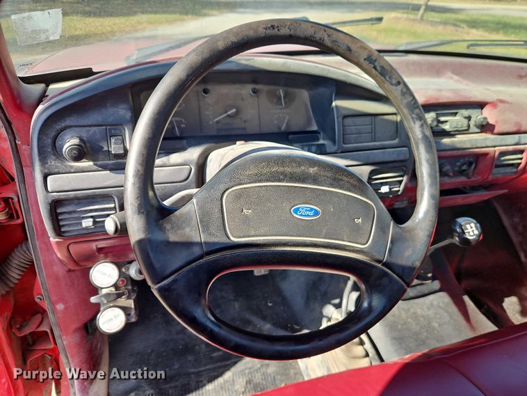 image for item EO4799 1994 Ford F350 bale bed pickup truck