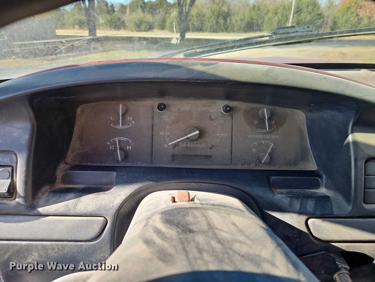 image for item EO4799 1994 Ford F350 bale bed pickup truck