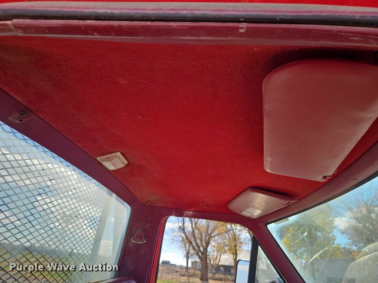 image for item EO4799 1994 Ford F350 bale bed pickup truck