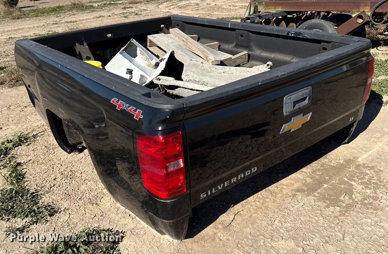 image for item EP0833 Chevrolet Silverado pickup truck bed
