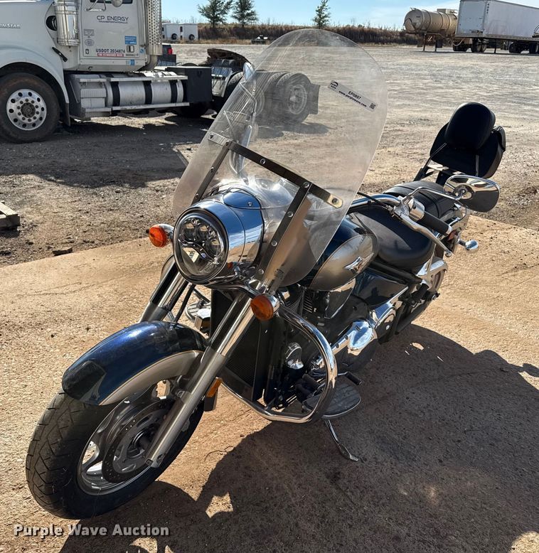 image for item EP0897 2006 Kawasaki Vulcan motorcycle