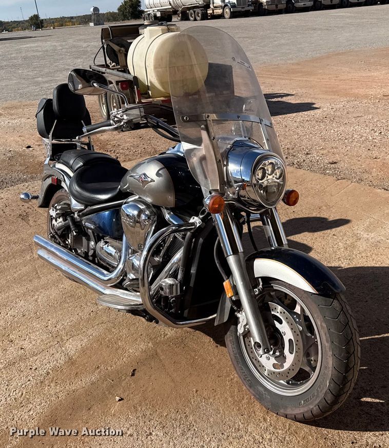 image for item EP0897 2006 Kawasaki Vulcan motorcycle