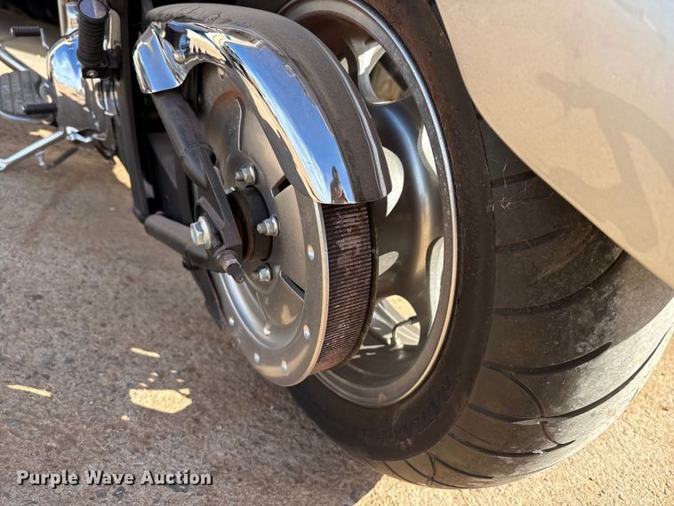 image for item EP0897 2006 Kawasaki Vulcan motorcycle