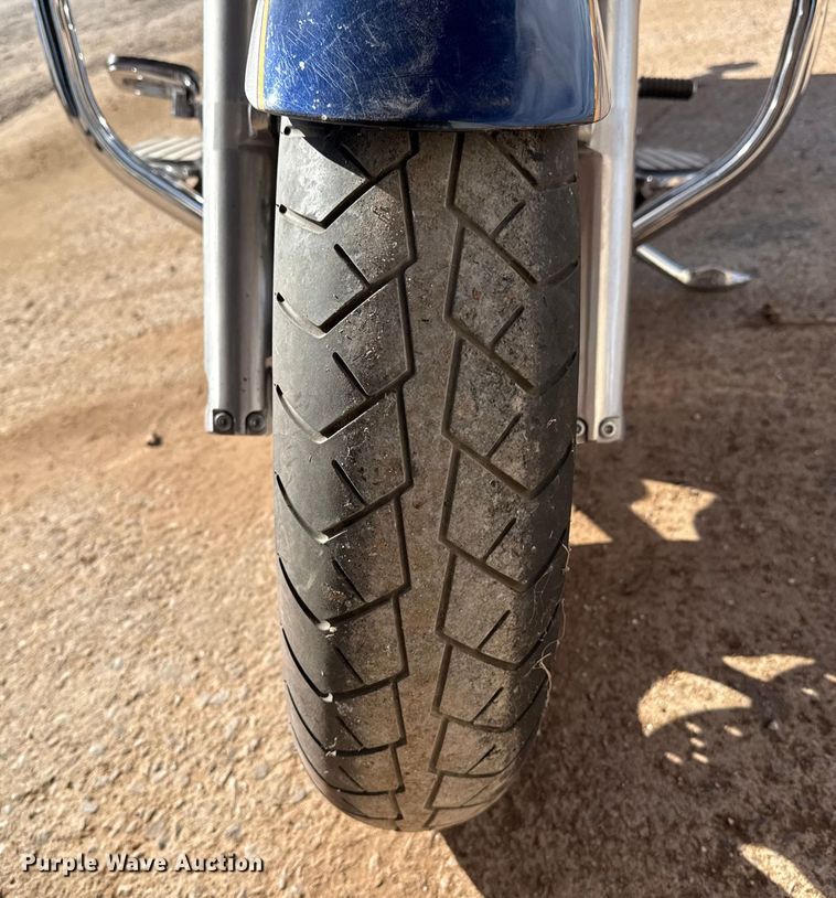 image for item EP0897 2006 Kawasaki Vulcan motorcycle