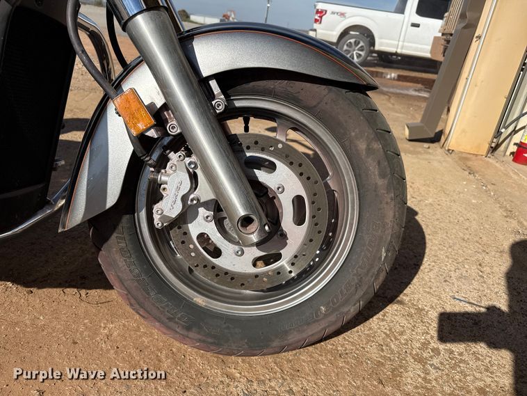 image for item EP0897 2006 Kawasaki Vulcan motorcycle