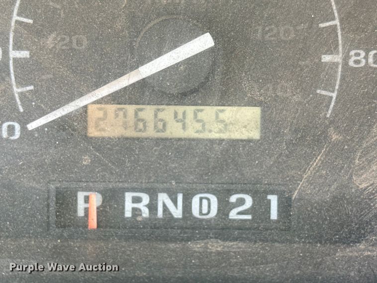 image for item EP0936 1997 Ford F250 SuperCab truck cab and chassis