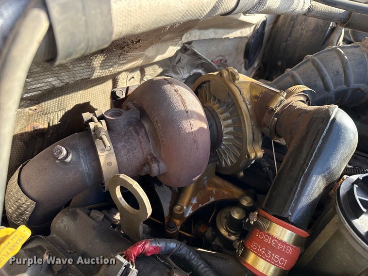 image for item EP0936 1997 Ford F250 SuperCab truck cab and chassis