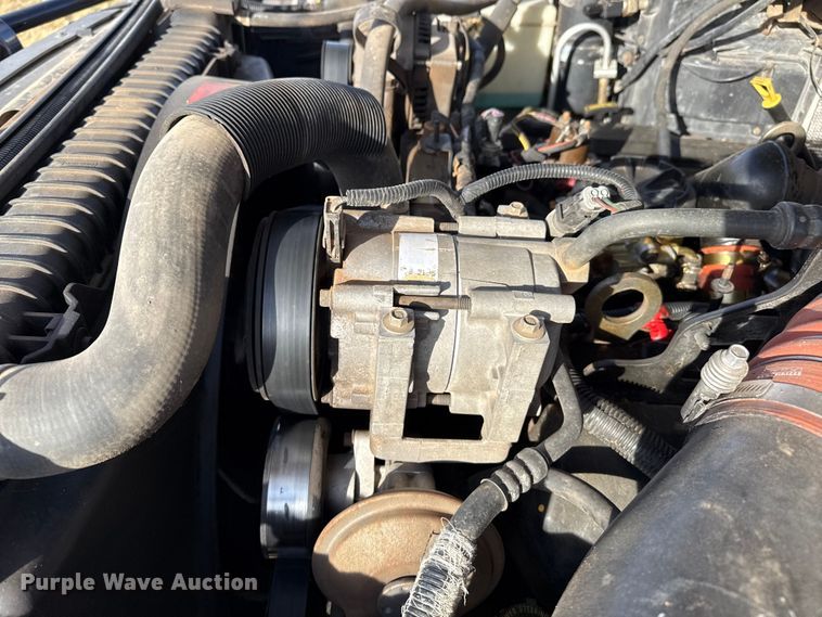 image for item EP0936 1997 Ford F250 SuperCab truck cab and chassis